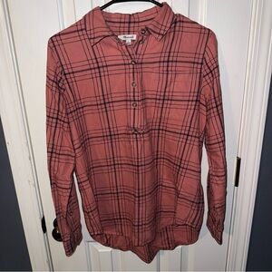 Madewell Plaid Button Down Shirt in Rust and Black